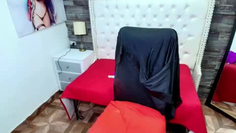 SOFIA online show from July 31, 1:12 am