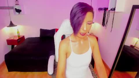 trinityy__ online show from August 4, 6:16 pm