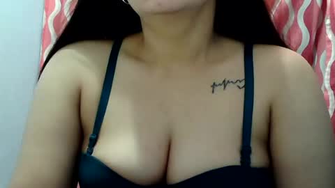 trisha696 online show from August 11, 6:48 am