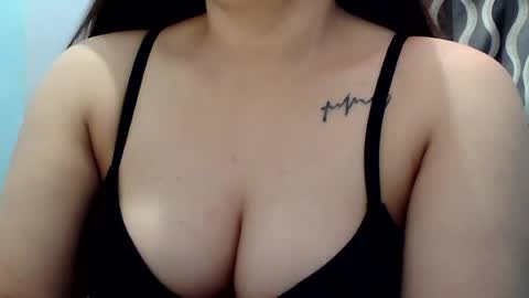 trisha696 online show from August 15, 12:58 am