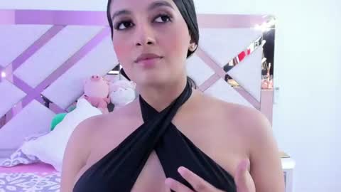 Trissha online show from June 27, 3:48 pm