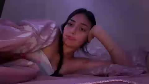 tristianmarie online show from August 13, 3:53 am