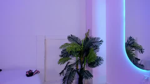 trixxie_18 online show from July 11, 1:33 am