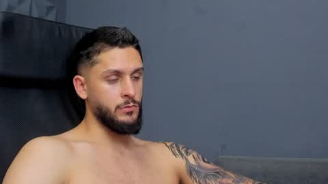 TroyWade online show from August 4, 2:47 pm