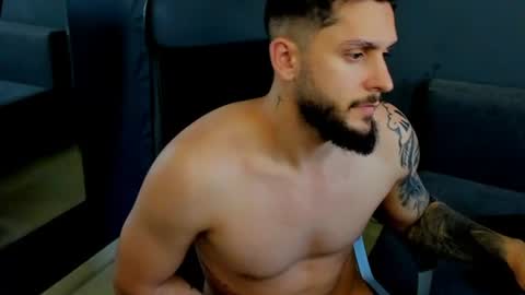 TroyWade online show from August 7, 9:20 am