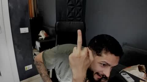 TroyWade online show from August 11, 8:27 am