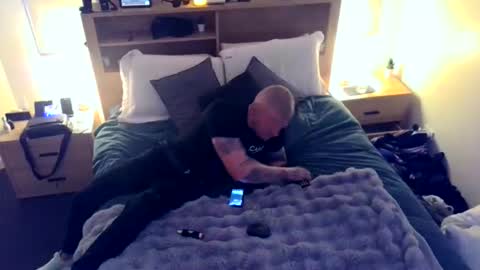 DirtyAuscouple online show from April 19, 3:16 am