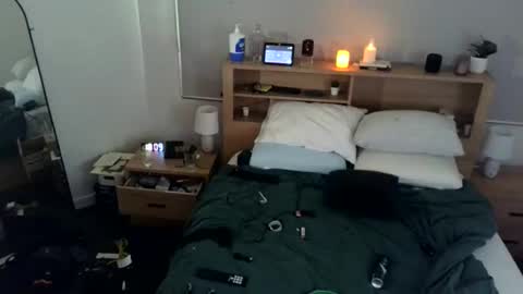 DirtyAuscouple online show from April 20, 12:09 am