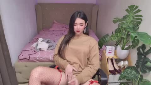 ts_yoshi_ online show from July 16, 2:12 am