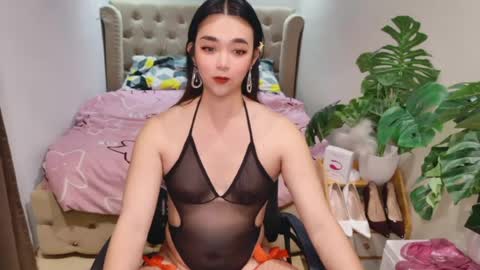 ts_yoshi_ online show from August 2, 2:57 pm