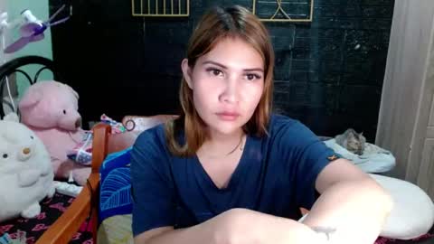 SHENA  online show from August 10, 10:55 pm