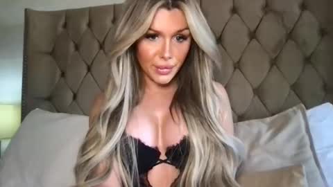eva online show from April 30, 2:42 pm