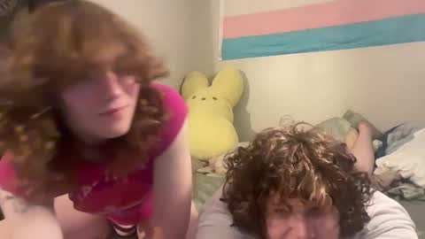 Gigi online show from May 26, 3:40 am