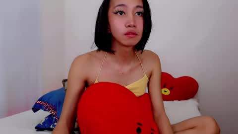 tskitty_girl online show from August 2, 8:32 am