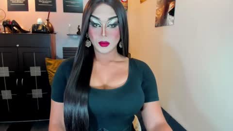 Nicoleeee online show from August 4, 7:55 pm