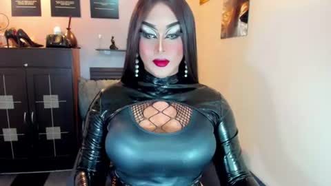 Nicoleeee online show from August 7, 10:04 am