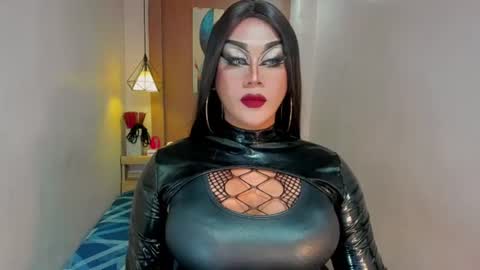 Nicoleeee online show from August 12, 12:24 am