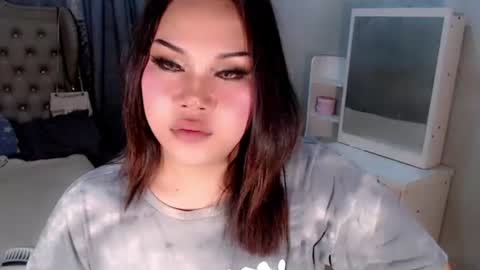 jayvie online show from August 8, 3:01 pm