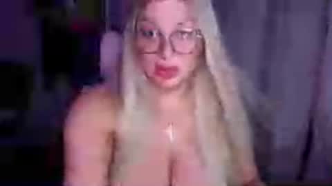 xTinnaaaaa online show from August 16, 2:48 am