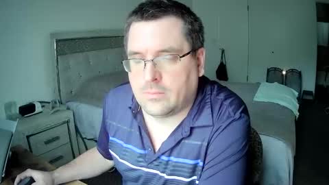 tstwbtsb online show from June 1, 1:47 pm