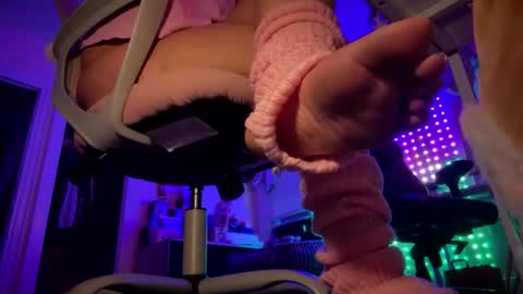 tsunderenextdoor online show from July 24, 12:46 am