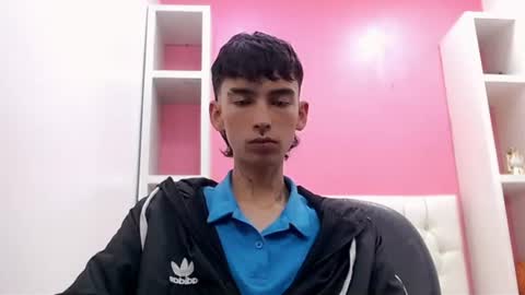 ttimy_x_boy online show from August 11, 12:56 am