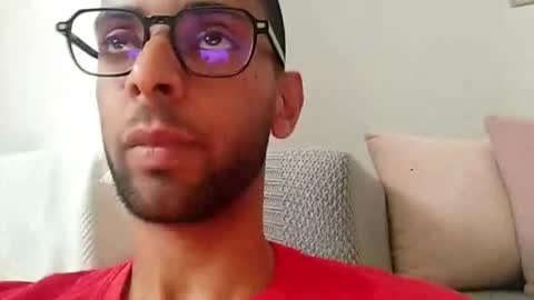 TunisienSexyGuy online show from May 16, 11:32 am