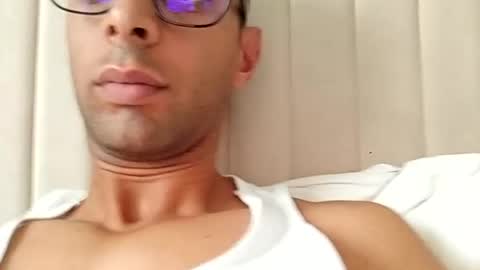 TunisienSexyGuy online show from August 15, 3:38 pm