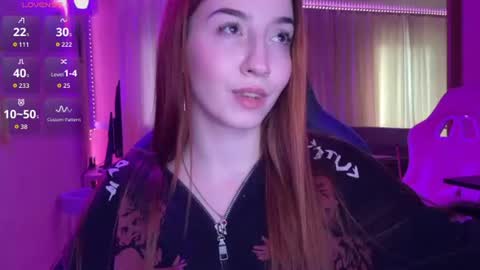 tutti_cutieee online show from September 4, 9:57 am
