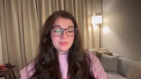 Ariana online show from July 30, 9:10 pm