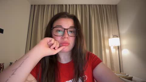 Ariana online show from August 6, 8:52 pm