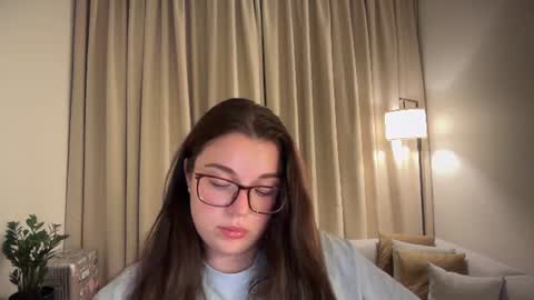 Ariana online show from August 9, 7:26 pm