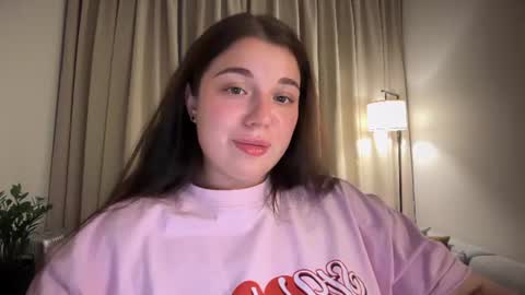 Ariana online show from August 12, 7:16 pm