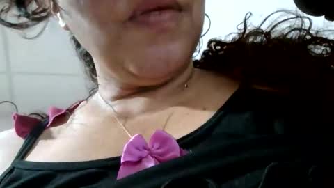 tuzusy online show from May 31, 8:44 pm