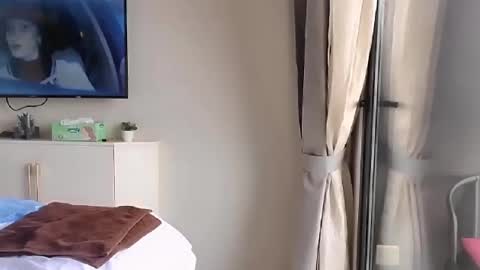 Lana online show from August 15, 5:33 am