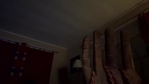 twerkandjerkk online show from April 14, 5:26 am