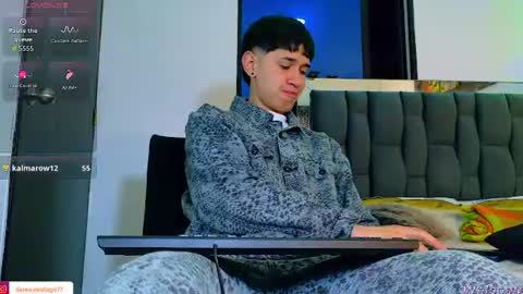 Mr Daren online show from August 4, 3:25 am