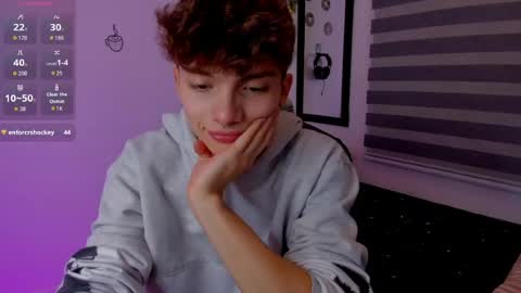 twink_dream__ online show from July 16, 5:52 am