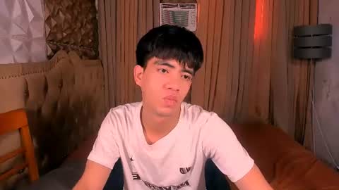 twink_mistingtrevor online show from July 31, 6:41 am