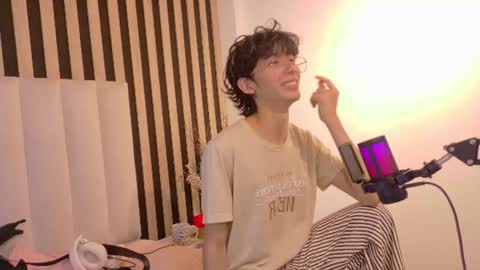 Sebastin online show from August 11, 8:33 pm