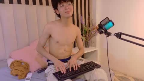 Sebastin online show from August 13, 7:50 pm