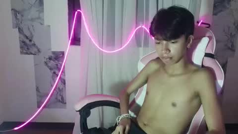 sunny online show from August 9, 8:59 am