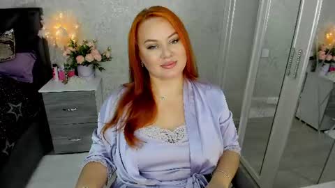 twinklingstar_ online show from August 8, 6:57 am