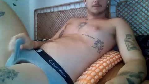 twinkyboy85 online show from August 16, 12:09 pm
