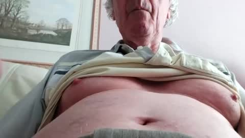 Leslie online show from June 20, 6:08 pm