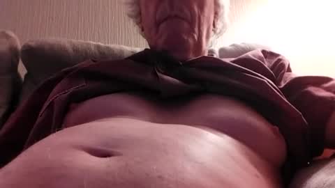 Leslie online show from June 23, 11:28 pm