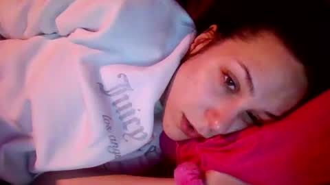 twizzytoxic22 online show from July 24, 12:57 am