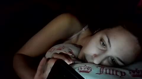 twizzytoxic22 online show from August 3, 2:29 am
