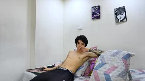 two_souls69 online show from August 14, 6:22 pm