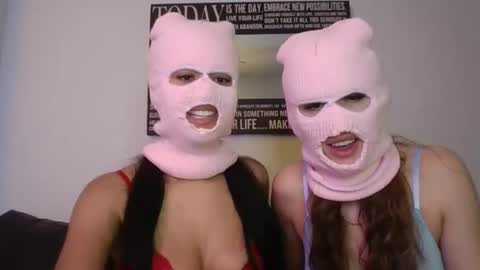 two girls one cam online show from March 6, 6:21 am
